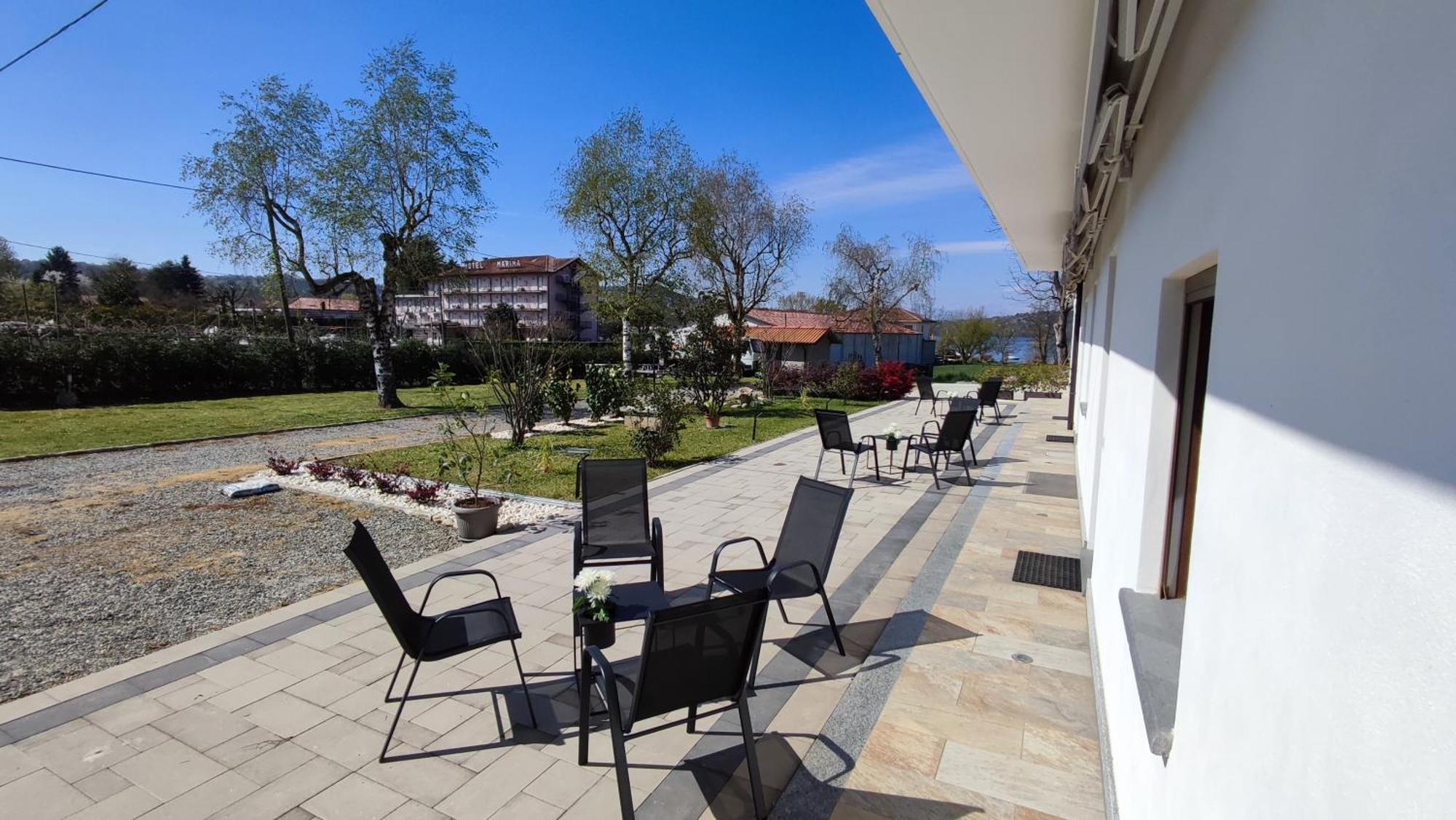 Bed and Breakfast Nautica Tarello - Casa Ena Beb Вивероне Экстерьер фото