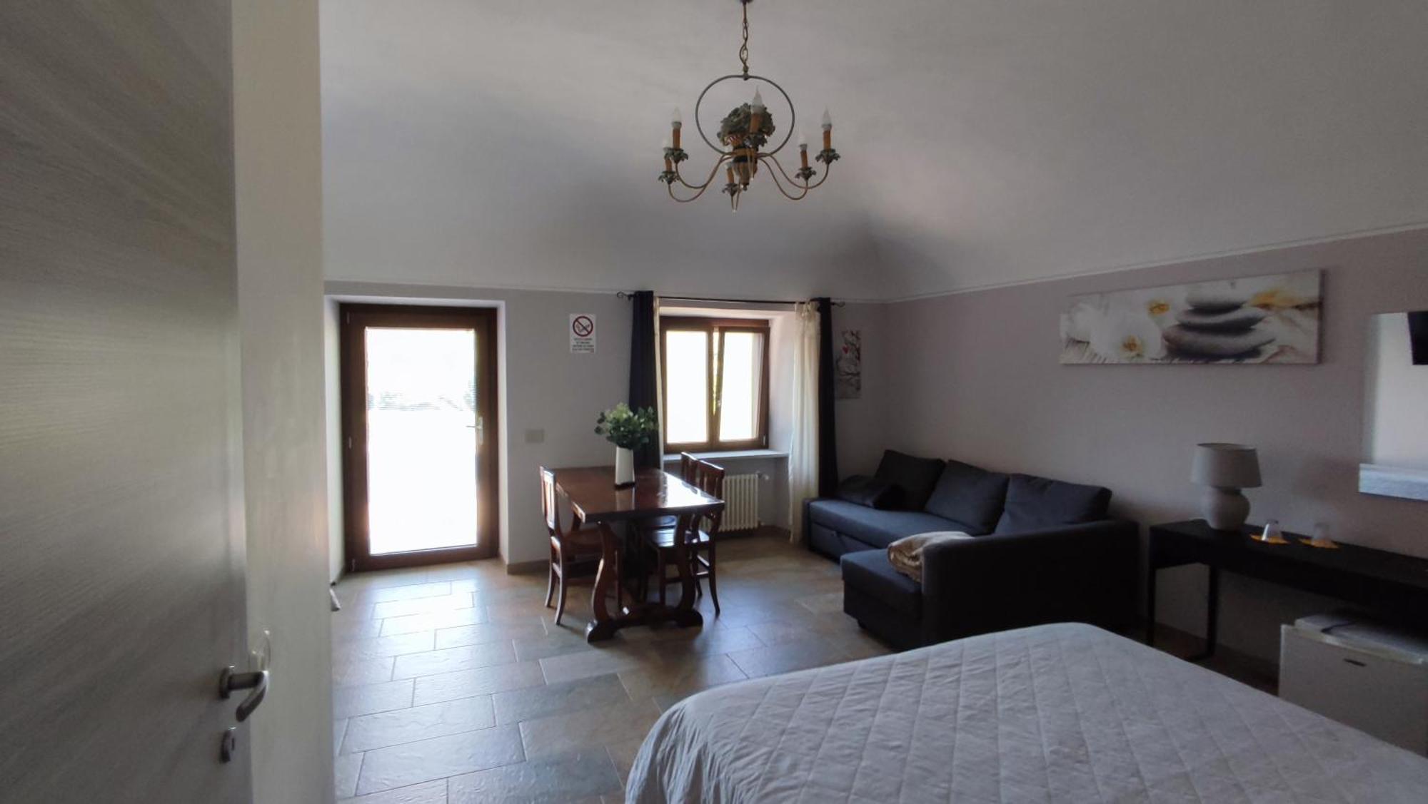Bed and Breakfast Nautica Tarello - Casa Ena Beb Вивероне Экстерьер фото